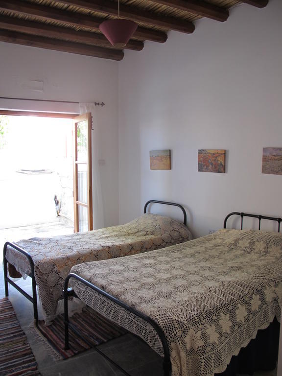 Spiti Calliope Kathikas Cameră foto